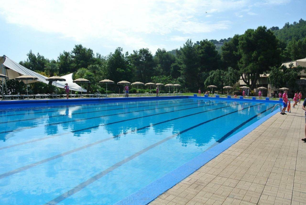 Villetta Roberto Le Macine Di Charme - Pugnochiuso Resort Vieste Buitenkant foto