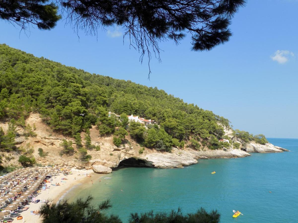 Villetta Roberto Le Macine Di Charme - Pugnochiuso Resort Vieste Buitenkant foto