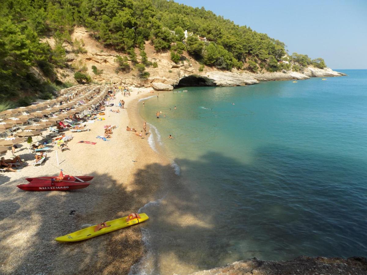 Villetta Roberto Le Macine Di Charme - Pugnochiuso Resort Vieste Buitenkant foto